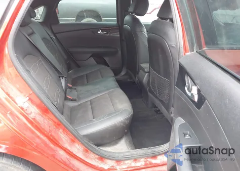 2022 Kia Forte Gt-Line z USA, uszkodzony, nr VIN 3KPF54AD1NE489916